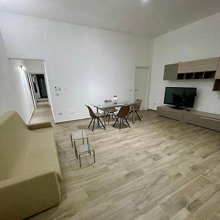 Cristina Home San Pietro Vernotico Luaran gambar