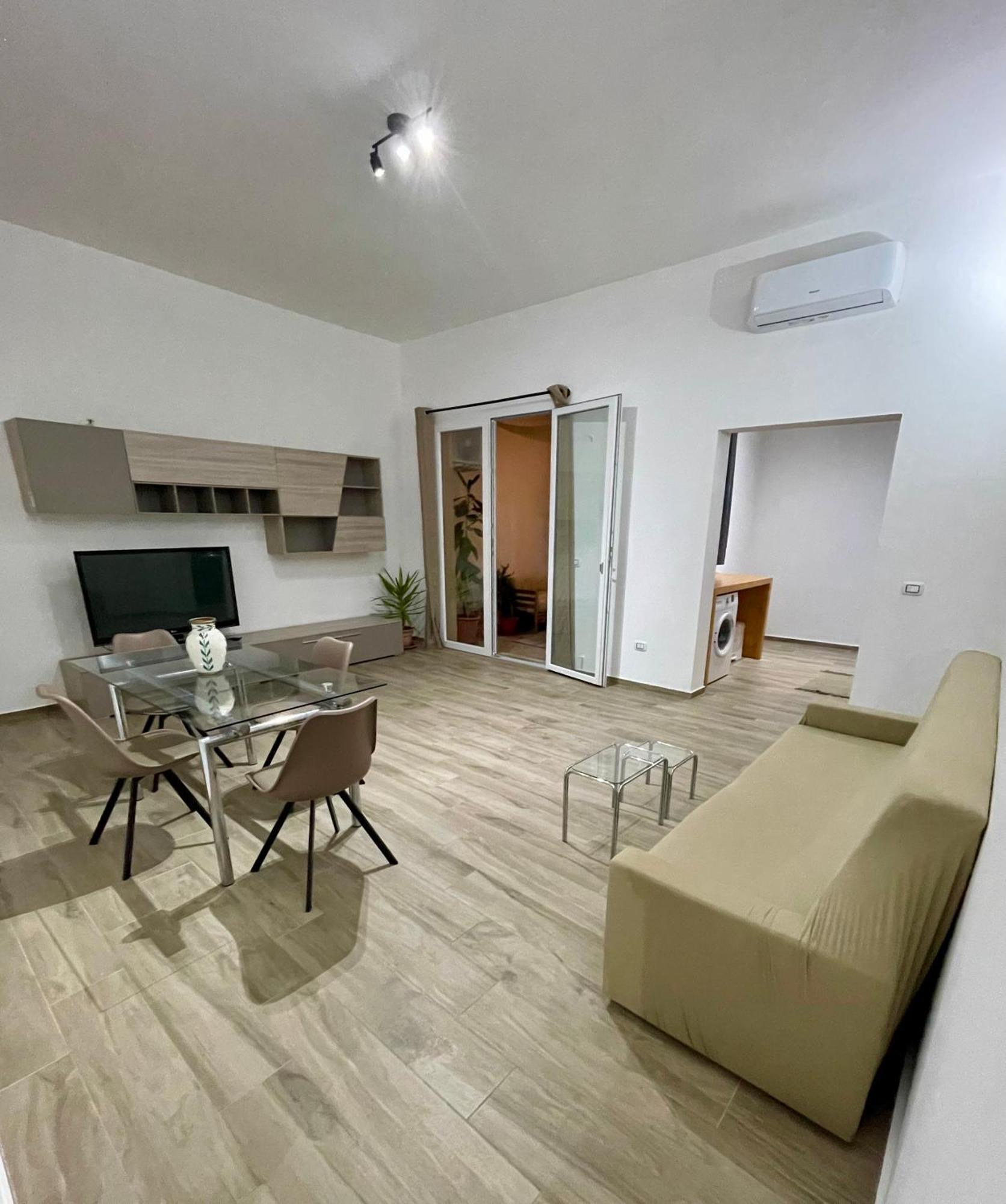 Cristina Home San Pietro Vernotico Luaran gambar